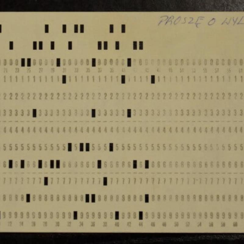 Powiększ obraz: Karta perforowana do zapisu danych